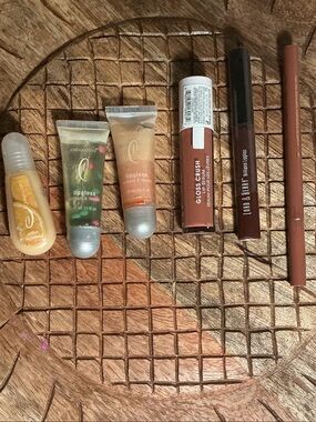 💄NEW 6 piece set Neutral Lip Gloss & Balm Set — Brown and Pink Shades